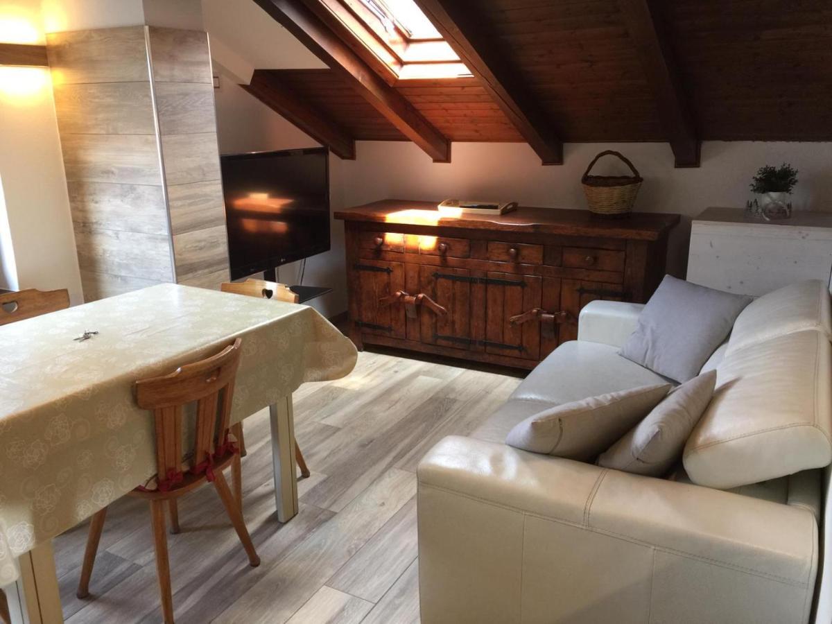 Ferienwohnung La Mansarda Di Sabina. Fiera Di Primiero Exterior foto